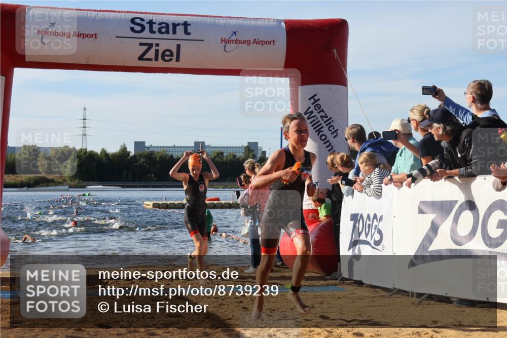 07.09.2025 - 19. Norderstedt Triathlon Luisa Fischer http://msf.ph/oto/8739239 07.09.2025 09:29:12 Schwimmen 586, 594, 600 meine-sportfotos.de