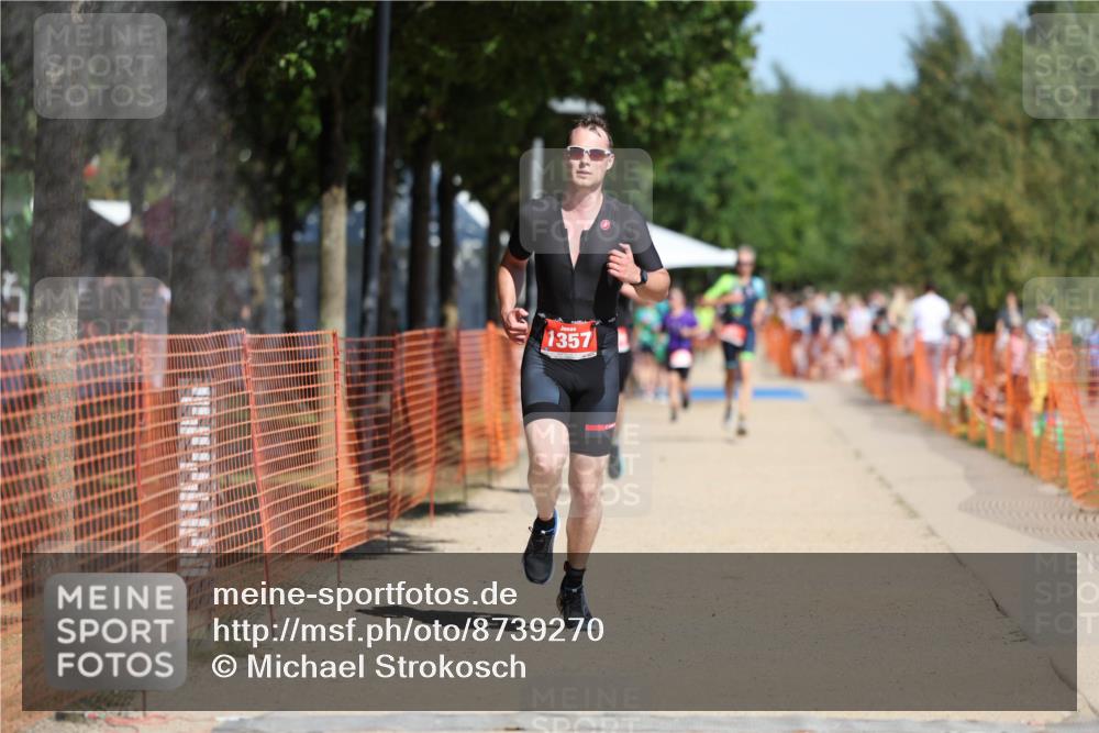 07.09.2025 - 19. Norderstedt Triathlon Michael Strokosch http://msf.ph/oto/8739270 07.09.2025 12:29:58 Laufen 279, 1357 meine-sportfotos.de