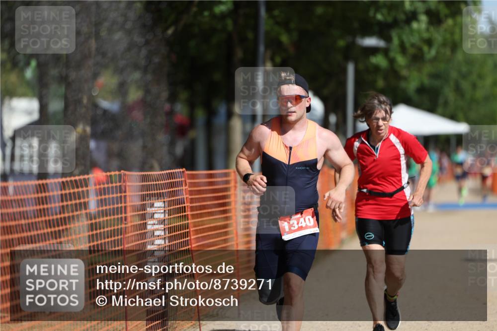 07.09.2025 - 19. Norderstedt Triathlon Michael Strokosch http://msf.ph/oto/8739271 07.09.2025 11:50:56 Laufen 787, 1229, 1340 meine-sportfotos.de