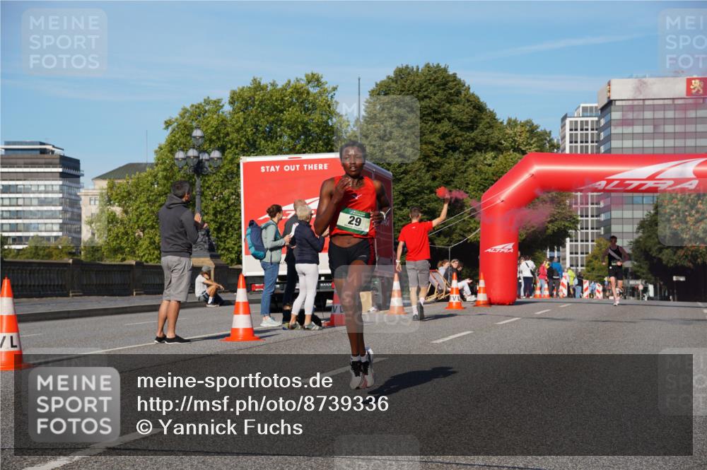 07.09.2025 - BARMER Alsterlauf Yannick Fuchs http://msf.ph/oto/8739336 07.09.2025 09:26:04 Laufen 29 meine-sportfotos.de