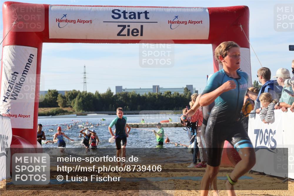 07.09.2025 - 19. Norderstedt Triathlon Luisa Fischer http://msf.ph/oto/8739406 07.09.2025 09:29:25 Schwimmen 554, 562, 567, 570, 588, 591, 604, 606, 613 meine-sportfotos.de