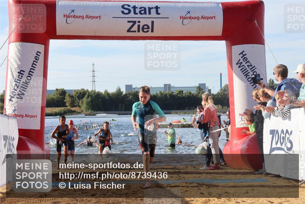 07.09.2025 - 19. Norderstedt Triathlon Luisa Fischer http://msf.ph/oto/8739436 07.09.2025 09:29:27 Schwimmen 554, 562, 563, 567, 570, 588, 591, 604, 606, 613 meine-sportfotos.de