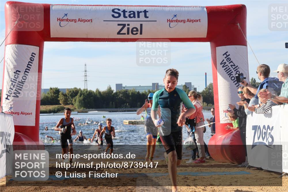 07.09.2025 - 19. Norderstedt Triathlon Luisa Fischer http://msf.ph/oto/8739447 07.09.2025 09:29:28 Schwimmen 554, 562, 563, 567, 570, 588, 591, 604, 606, 613 meine-sportfotos.de