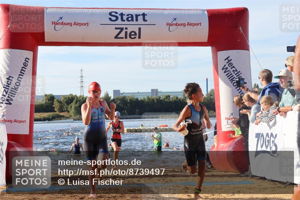 07.09.2025 - 19. Norderstedt Triathlon Luisa Fischer http://msf.ph/oto/8739497 07.09.2025 09:29:31 Schwimmen 554, 562, 563, 567, 570, 587, 588, 591, 604, 606, 613 meine-sportfotos.de