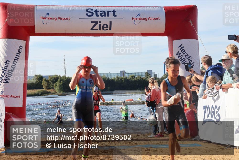07.09.2025 - 19. Norderstedt Triathlon Luisa Fischer http://msf.ph/oto/8739502 07.09.2025 09:29:31 Schwimmen 554, 562, 563, 567, 570, 587, 588, 591, 604, 606, 613 meine-sportfotos.de