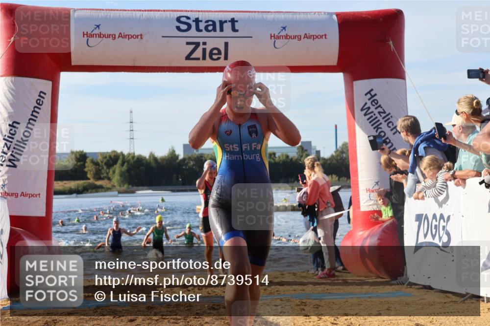 07.09.2025 - 19. Norderstedt Triathlon Luisa Fischer http://msf.ph/oto/8739514 07.09.2025 09:29:32 Schwimmen 554, 562, 563, 567, 570, 587, 588, 591, 604, 606, 613 meine-sportfotos.de