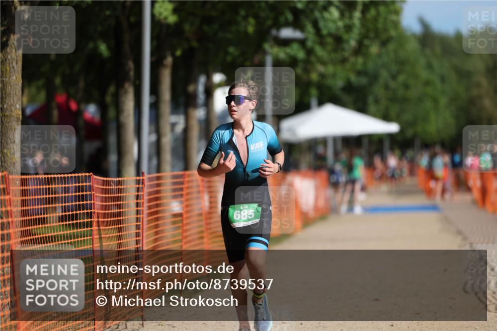 07.09.2025 - 19. Norderstedt Triathlon Michael Strokosch http://msf.ph/oto/8739537 07.09.2025 10:55:08 Laufen 685 meine-sportfotos.de