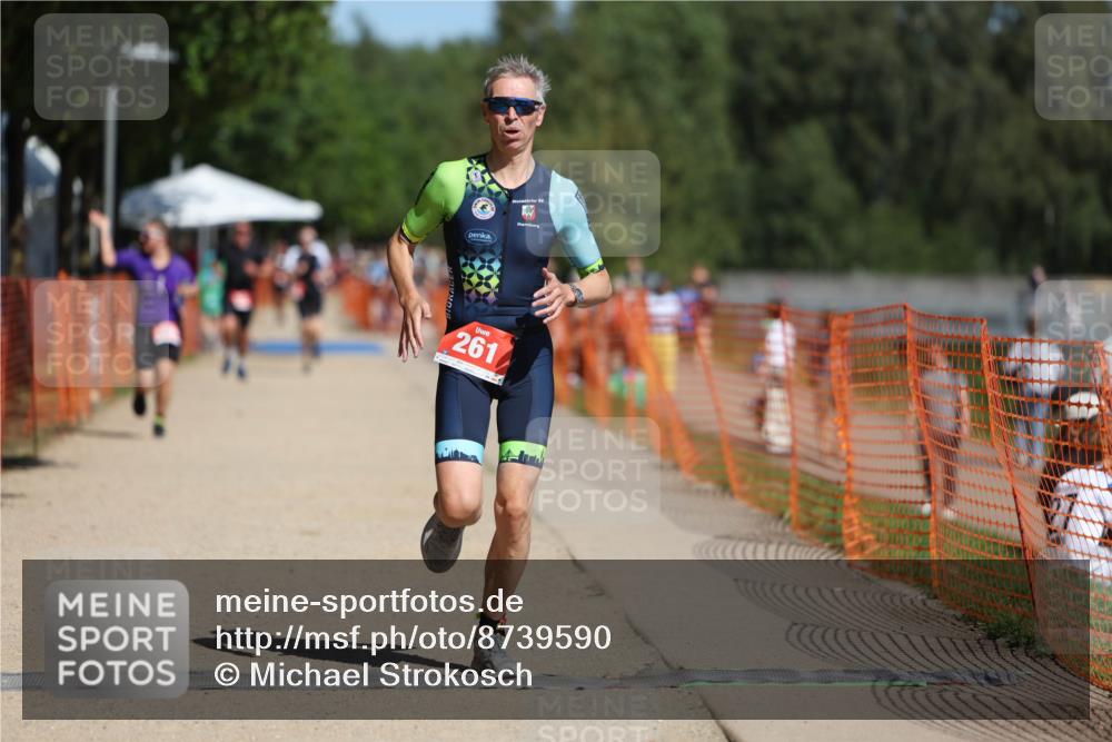 07.09.2025 - 19. Norderstedt Triathlon Michael Strokosch http://msf.ph/oto/8739590 07.09.2025 12:30:06 Laufen 261, 279, 1246 meine-sportfotos.de