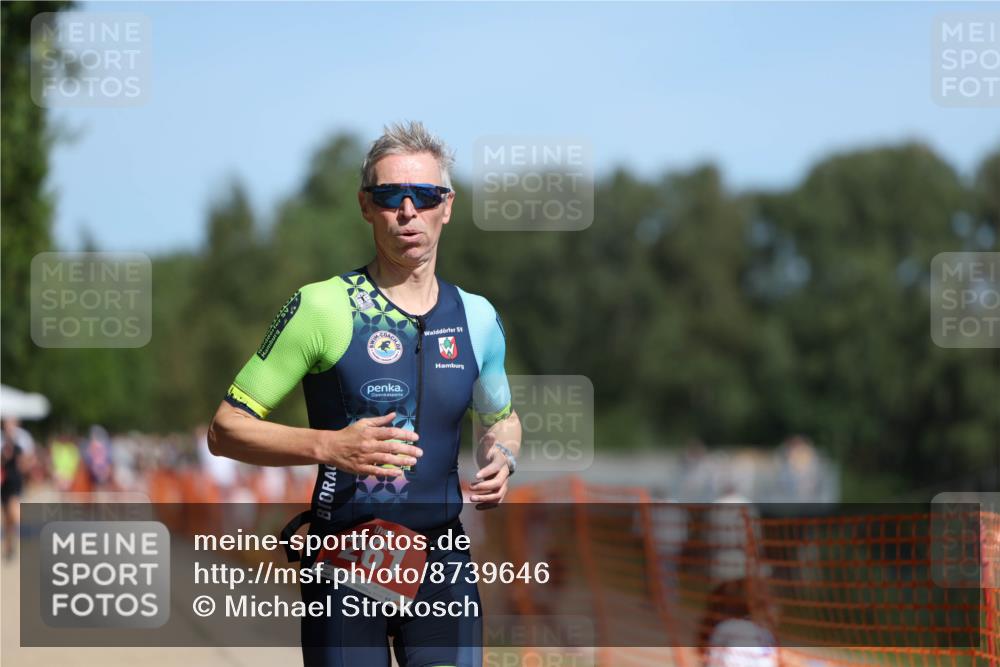 07.09.2025 - 19. Norderstedt Triathlon Michael Strokosch http://msf.ph/oto/8739646 07.09.2025 12:30:08 Laufen 261, 279, 1246 meine-sportfotos.de