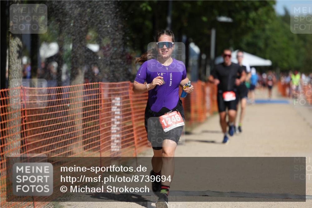 07.09.2025 - 19. Norderstedt Triathlon Michael Strokosch http://msf.ph/oto/8739694 07.09.2025 12:30:14 Laufen 252, 292, 1246 meine-sportfotos.de