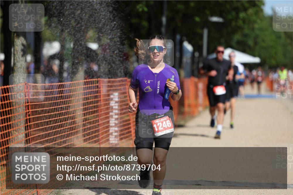07.09.2025 - 19. Norderstedt Triathlon Michael Strokosch http://msf.ph/oto/8739704 07.09.2025 12:30:14 Laufen 252, 292, 1246 meine-sportfotos.de