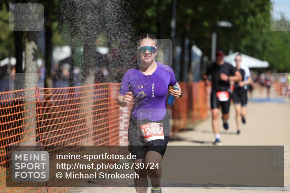 07.09.2025 - 19. Norderstedt Triathlon Michael Strokosch http://msf.ph/oto/8739724 07.09.2025 12:30:15 Laufen 252, 292, 1246 meine-sportfotos.de