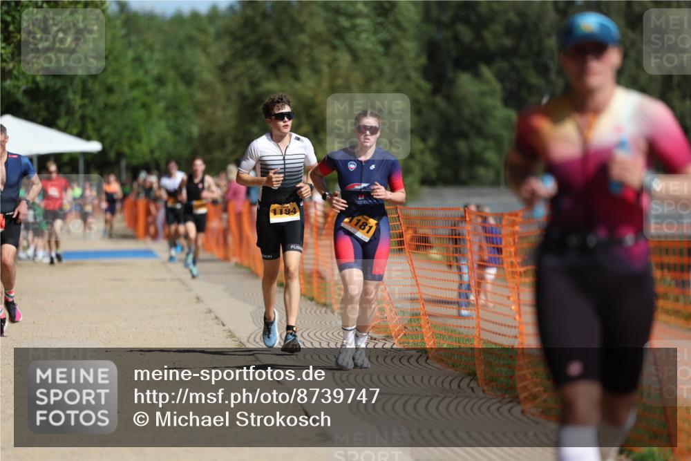 07.09.2025 - 19. Norderstedt Triathlon Michael Strokosch http://msf.ph/oto/8739747 07.09.2025 11:51:36 Laufen 199, 834, 844, 1181, 1194 meine-sportfotos.de