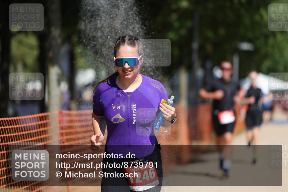 07.09.2025 - 19. Norderstedt Triathlon Michael Strokosch http://msf.ph/oto/8739791 07.09.2025 12:30:16 Laufen 252, 292, 1246 meine-sportfotos.de