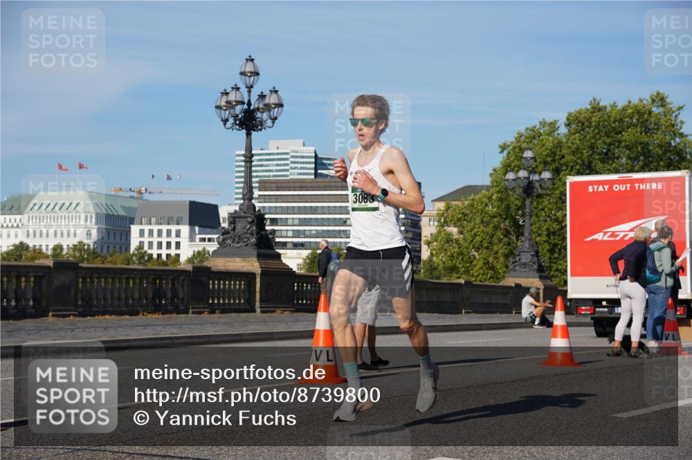 07.09.2025 - BARMER Alsterlauf Yannick Fuchs http://msf.ph/oto/8739800 07.09.2025 09:26:42 Laufen 3083 meine-sportfotos.de