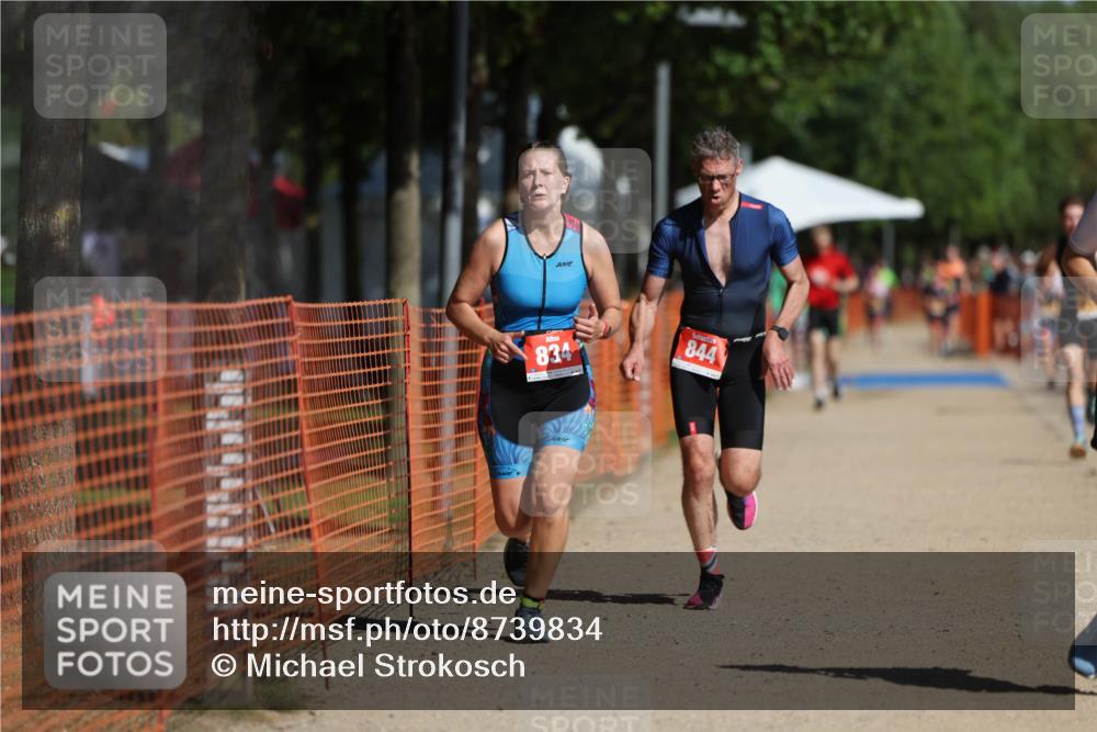 07.09.2025 - 19. Norderstedt Triathlon Michael Strokosch http://msf.ph/oto/8739834 07.09.2025 11:51:39 Laufen 199, 834, 844, 1152, 1181, 1194 meine-sportfotos.de