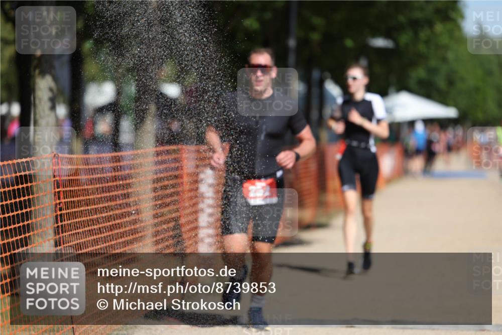 07.09.2025 - 19. Norderstedt Triathlon Michael Strokosch http://msf.ph/oto/8739853 07.09.2025 12:30:17 Laufen 252, 292, 1246 meine-sportfotos.de