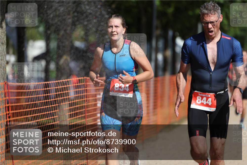 07.09.2025 - 19. Norderstedt Triathlon Michael Strokosch http://msf.ph/oto/8739900 07.09.2025 11:51:42 Laufen 834, 844, 1152, 1181, 1194 meine-sportfotos.de