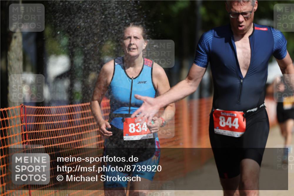 07.09.2025 - 19. Norderstedt Triathlon Michael Strokosch http://msf.ph/oto/8739920 07.09.2025 11:51:42 Laufen 834, 844, 1152, 1181, 1194 meine-sportfotos.de