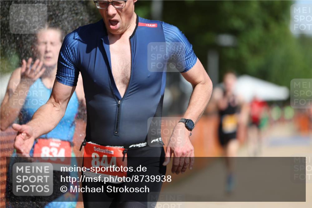 07.09.2025 - 19. Norderstedt Triathlon Michael Strokosch http://msf.ph/oto/8739938 07.09.2025 11:51:43 Laufen 834, 844, 1152, 1181, 1194, 1206 meine-sportfotos.de