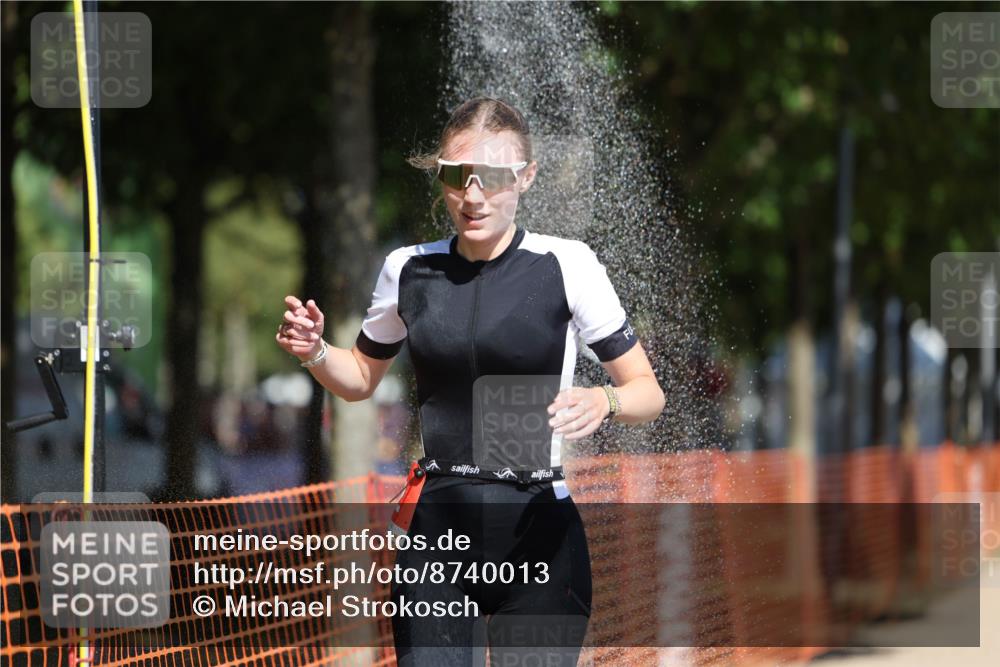 07.09.2025 - 19. Norderstedt Triathlon Michael Strokosch http://msf.ph/oto/8740013 07.09.2025 12:30:21 Laufen 252, 292 meine-sportfotos.de