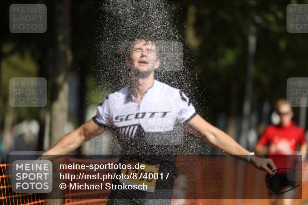 07.09.2025 - 19. Norderstedt Triathlon Michael Strokosch http://msf.ph/oto/8740017 07.09.2025 11:51:52 Laufen 862, 1170, 1206 meine-sportfotos.de