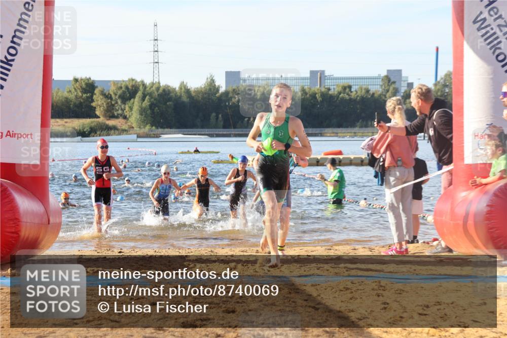07.09.2025 - 19. Norderstedt Triathlon Luisa Fischer http://msf.ph/oto/8740069 07.09.2025 09:30:18 Schwimmen 559, 565, 566, 614, 615, 631 meine-sportfotos.de