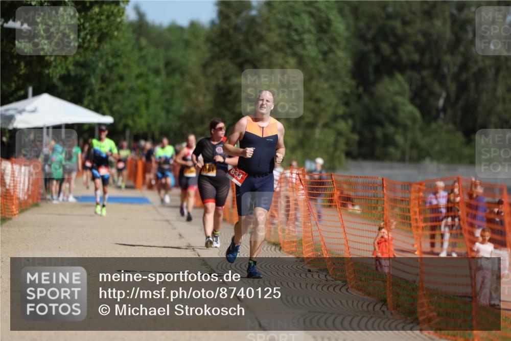 07.09.2025 - 19. Norderstedt Triathlon Michael Strokosch http://msf.ph/oto/8740125 07.09.2025 11:52:03 Laufen 833 meine-sportfotos.de