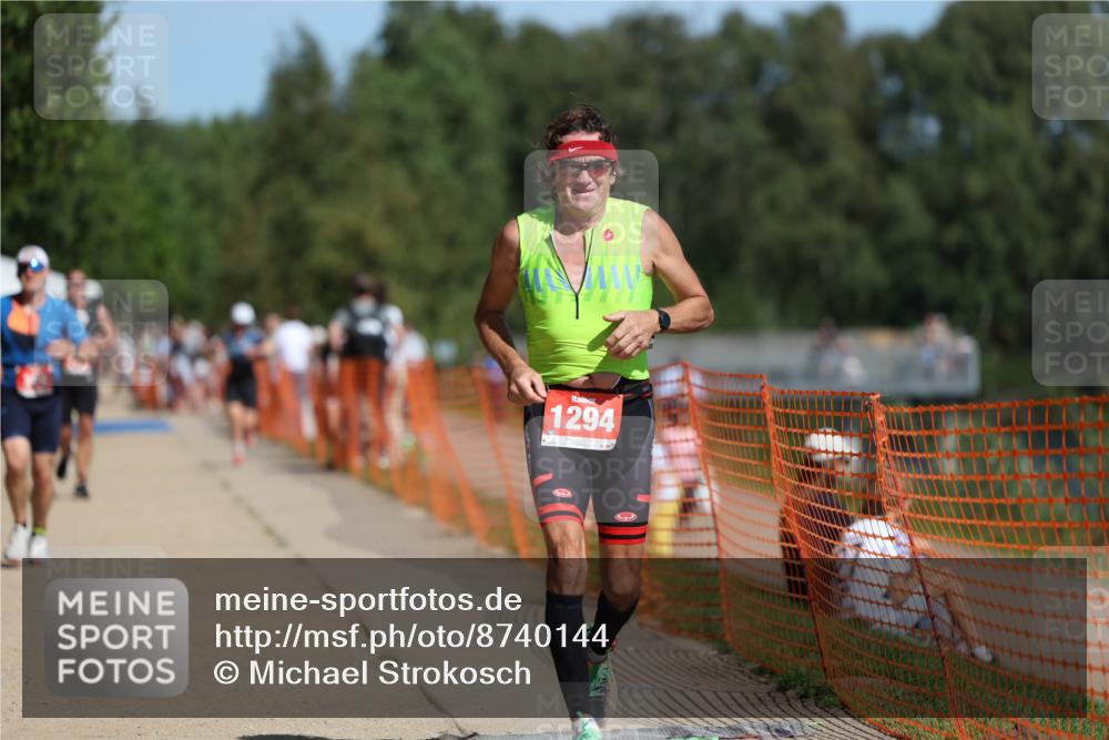 07.09.2025 - 19. Norderstedt Triathlon Michael Strokosch http://msf.ph/oto/8740144 07.09.2025 12:30:31 Laufen 303, 1294 meine-sportfotos.de