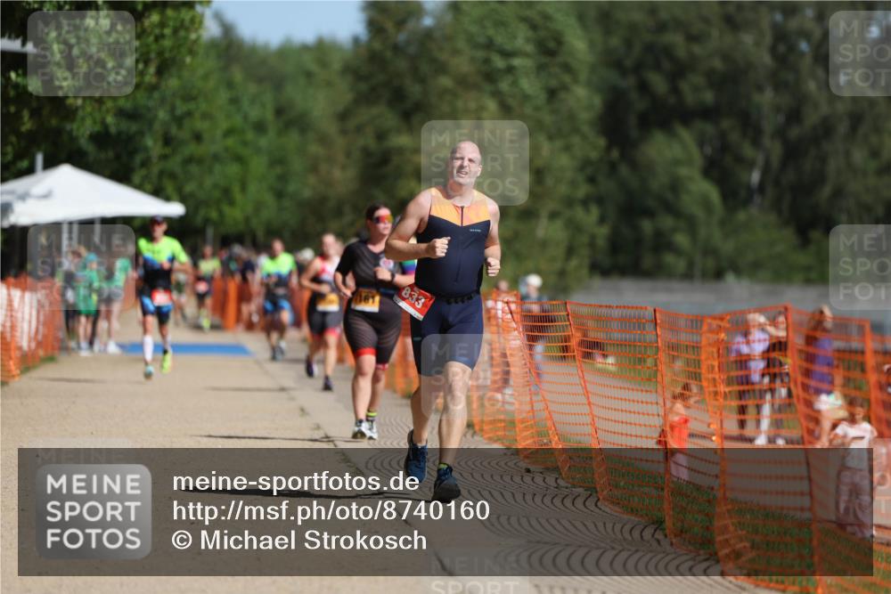 07.09.2025 - 19. Norderstedt Triathlon Michael Strokosch http://msf.ph/oto/8740160 07.09.2025 11:52:04 Laufen 833 meine-sportfotos.de