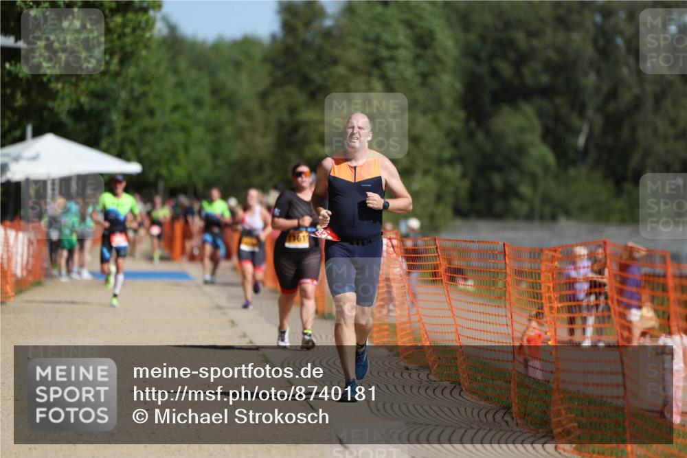 07.09.2025 - 19. Norderstedt Triathlon Michael Strokosch http://msf.ph/oto/8740181 07.09.2025 11:52:04 Laufen 833 meine-sportfotos.de