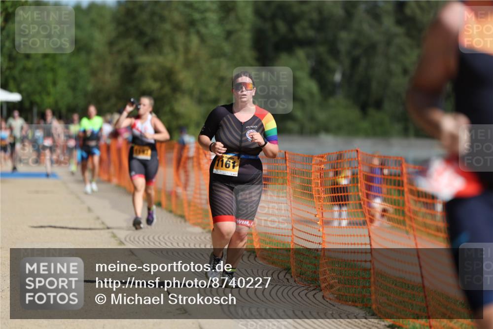 07.09.2025 - 19. Norderstedt Triathlon Michael Strokosch http://msf.ph/oto/8740227 07.09.2025 11:52:10 Laufen 200, 833, 1161, 1197 meine-sportfotos.de