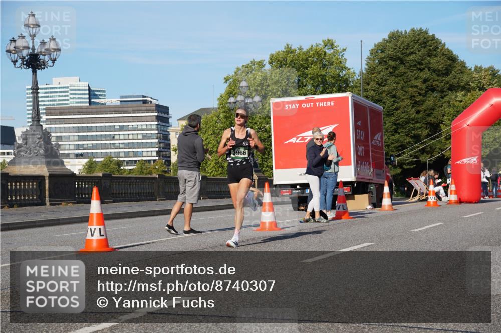07.09.2025 - BARMER Alsterlauf Yannick Fuchs http://msf.ph/oto/8740307 07.09.2025 09:27:09 Laufen 3966 meine-sportfotos.de