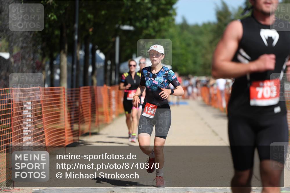 07.09.2025 - 19. Norderstedt Triathlon Michael Strokosch http://msf.ph/oto/8740370 07.09.2025 12:30:42 Laufen 703, 822, 1280, 1343 meine-sportfotos.de
