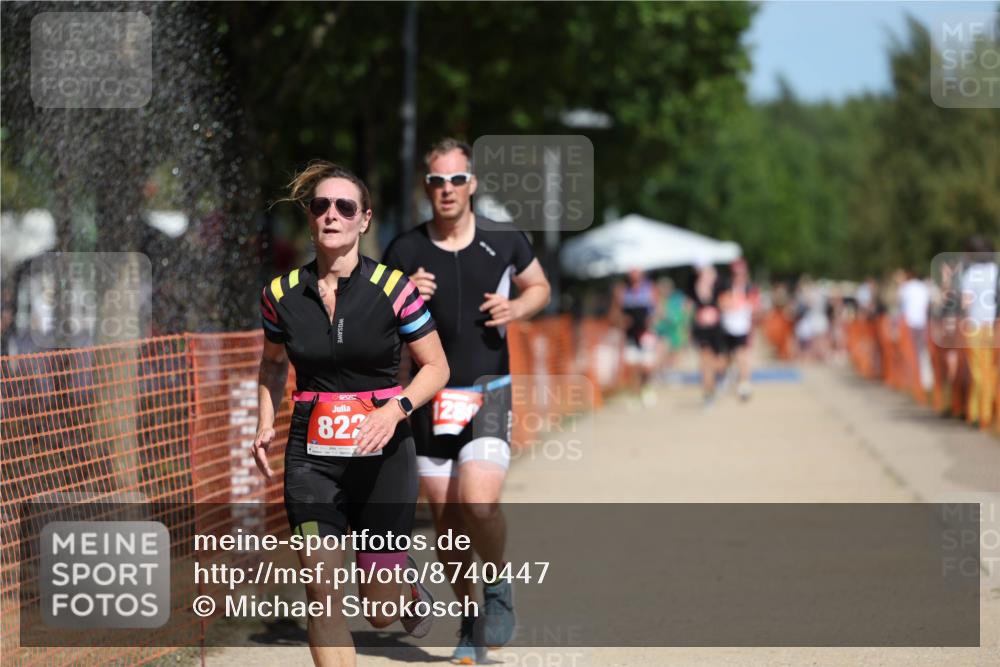 07.09.2025 - 19. Norderstedt Triathlon Michael Strokosch http://msf.ph/oto/8740447 07.09.2025 12:30:45 Laufen 703, 822, 1280, 1343 meine-sportfotos.de