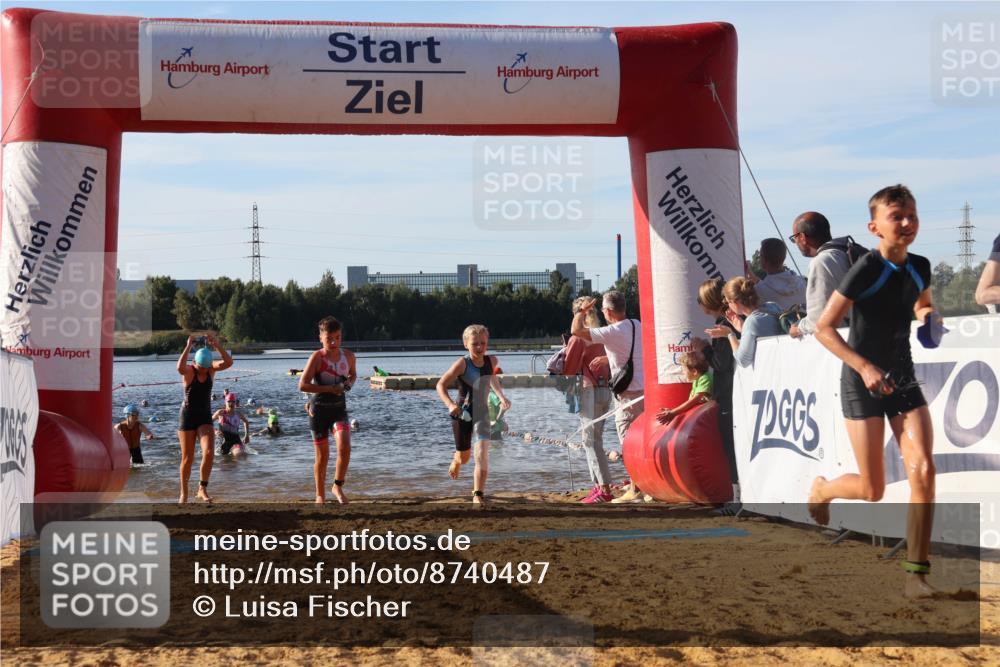 07.09.2025 - 19. Norderstedt Triathlon Luisa Fischer http://msf.ph/oto/8740487 07.09.2025 09:30:45 Schwimmen 575, 577, 578, 580, 584, 589, 592, 596, 598, 620, 621, 624 meine-sportfotos.de