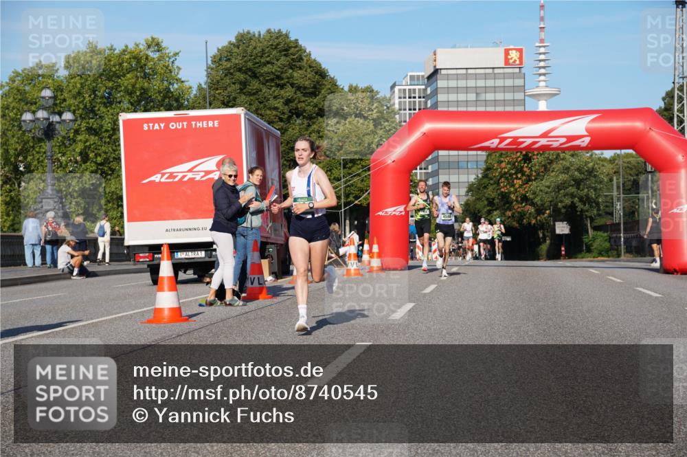 07.09.2025 - BARMER Alsterlauf Yannick Fuchs http://msf.ph/oto/8740545 07.09.2025 09:27:34 Laufen 1, 4586 meine-sportfotos.de