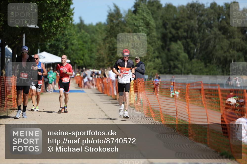 07.09.2025 - 19. Norderstedt Triathlon Michael Strokosch http://msf.ph/oto/8740572 07.09.2025 12:30:53 Laufen 1300, 1320, 1372 meine-sportfotos.de