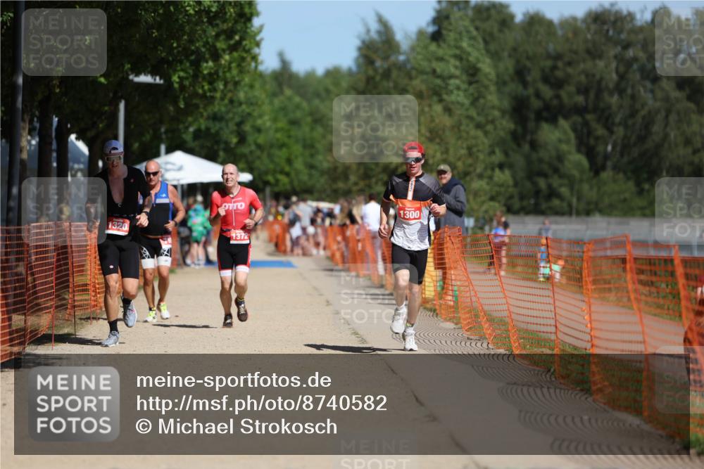 07.09.2025 - 19. Norderstedt Triathlon Michael Strokosch http://msf.ph/oto/8740582 07.09.2025 12:30:53 Laufen 1300, 1320, 1372 meine-sportfotos.de
