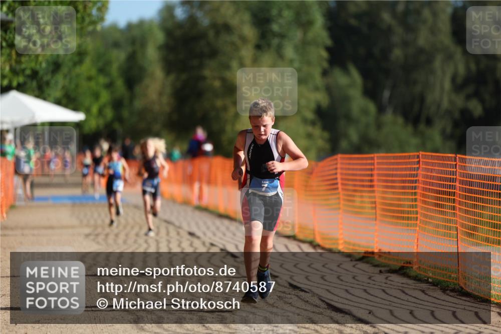 07.09.2025 - 19. Norderstedt Triathlon Michael Strokosch http://msf.ph/oto/8740587 07.09.2025 09:14:52 Laufen 7, 17, 52 meine-sportfotos.de