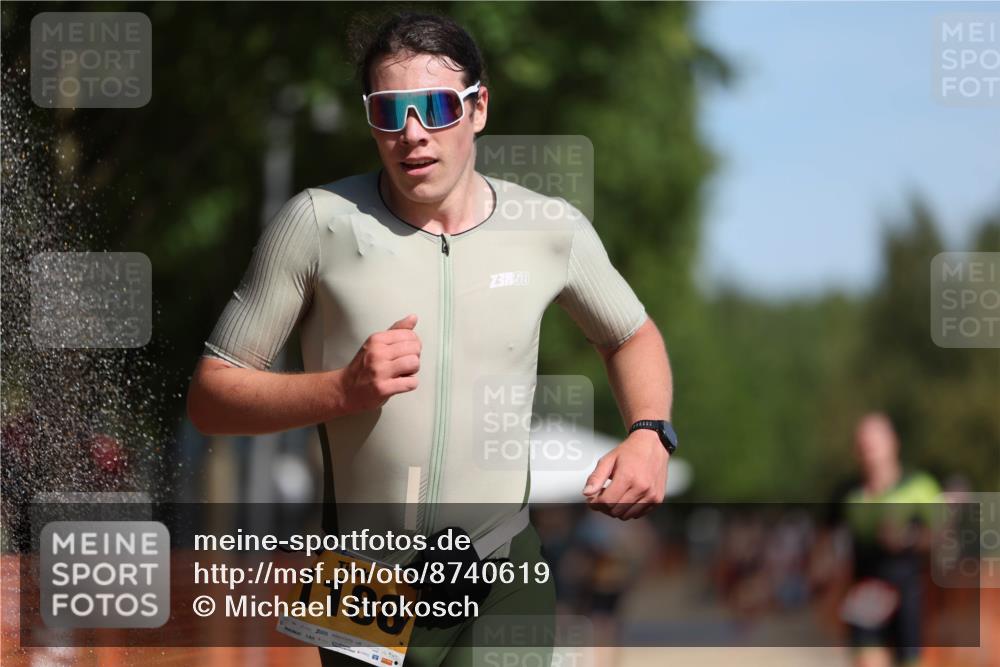 07.09.2025 - 19. Norderstedt Triathlon Michael Strokosch http://msf.ph/oto/8740619 07.09.2025 11:52:28 Laufen 154, 771, 1188, 1377 meine-sportfotos.de