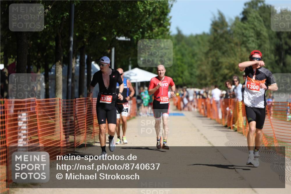 07.09.2025 - 19. Norderstedt Triathlon Michael Strokosch http://msf.ph/oto/8740637 07.09.2025 12:30:54 Laufen 710, 1300, 1320, 1372 meine-sportfotos.de