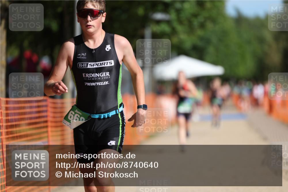 07.09.2025 - 19. Norderstedt Triathlon Michael Strokosch http://msf.ph/oto/8740640 07.09.2025 10:56:00 Laufen 89, 109, 668 meine-sportfotos.de