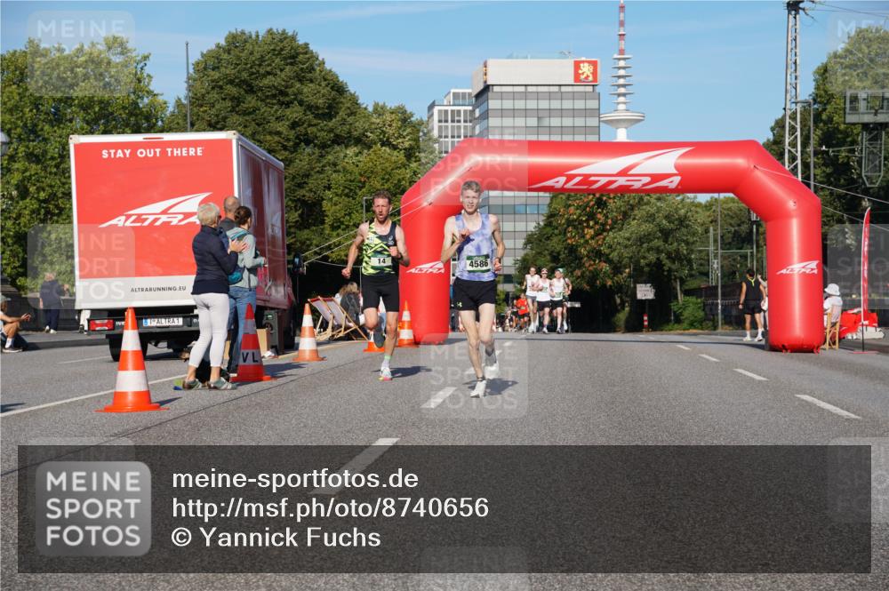 07.09.2025 - BARMER Alsterlauf Yannick Fuchs http://msf.ph/oto/8740656 07.09.2025 09:27:36 Laufen 1, 14, 4586 meine-sportfotos.de