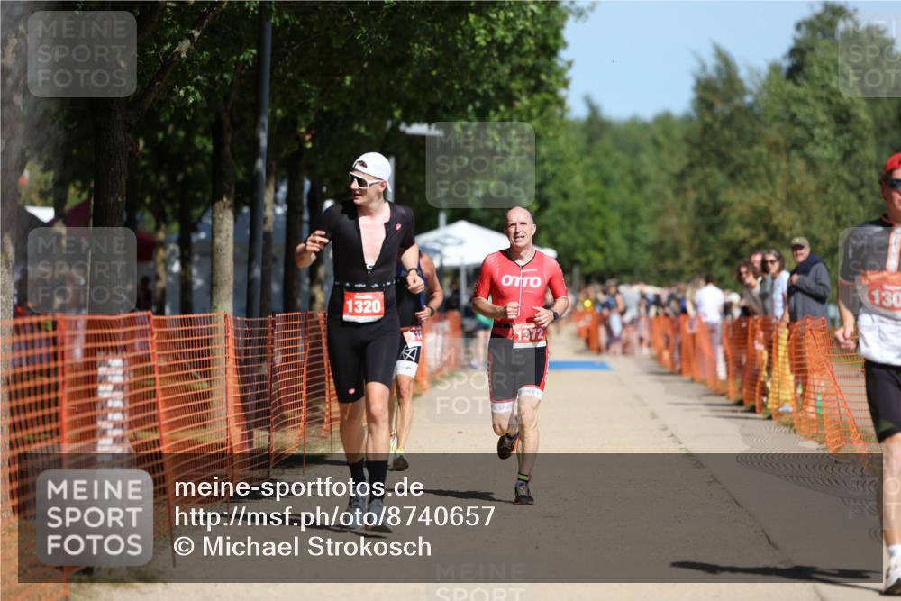 07.09.2025 - 19. Norderstedt Triathlon Michael Strokosch http://msf.ph/oto/8740657 07.09.2025 12:30:55 Laufen 710, 1300, 1320, 1372 meine-sportfotos.de