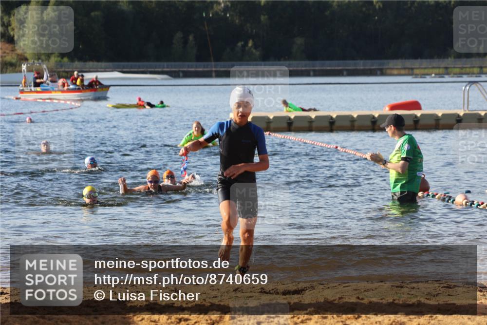 07.09.2025 - 19. Norderstedt Triathlon Luisa Fischer http://msf.ph/oto/8740659 07.09.2025 09:31:01 Schwimmen 564, 597, 602, 616, 621 meine-sportfotos.de