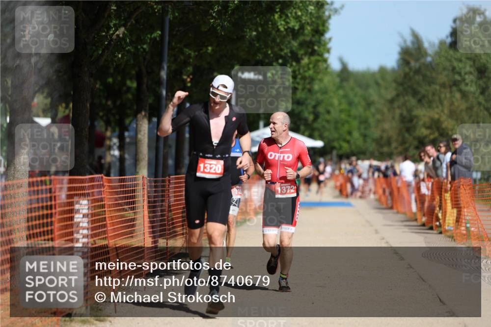07.09.2025 - 19. Norderstedt Triathlon Michael Strokosch http://msf.ph/oto/8740679 07.09.2025 12:30:56 Laufen 710, 1300, 1320, 1372 meine-sportfotos.de