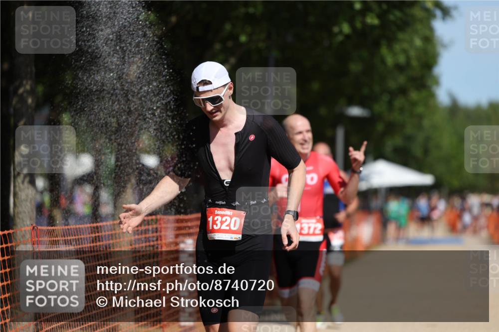 07.09.2025 - 19. Norderstedt Triathlon Michael Strokosch http://msf.ph/oto/8740720 07.09.2025 12:30:58 Laufen 710, 1300, 1320, 1372 meine-sportfotos.de