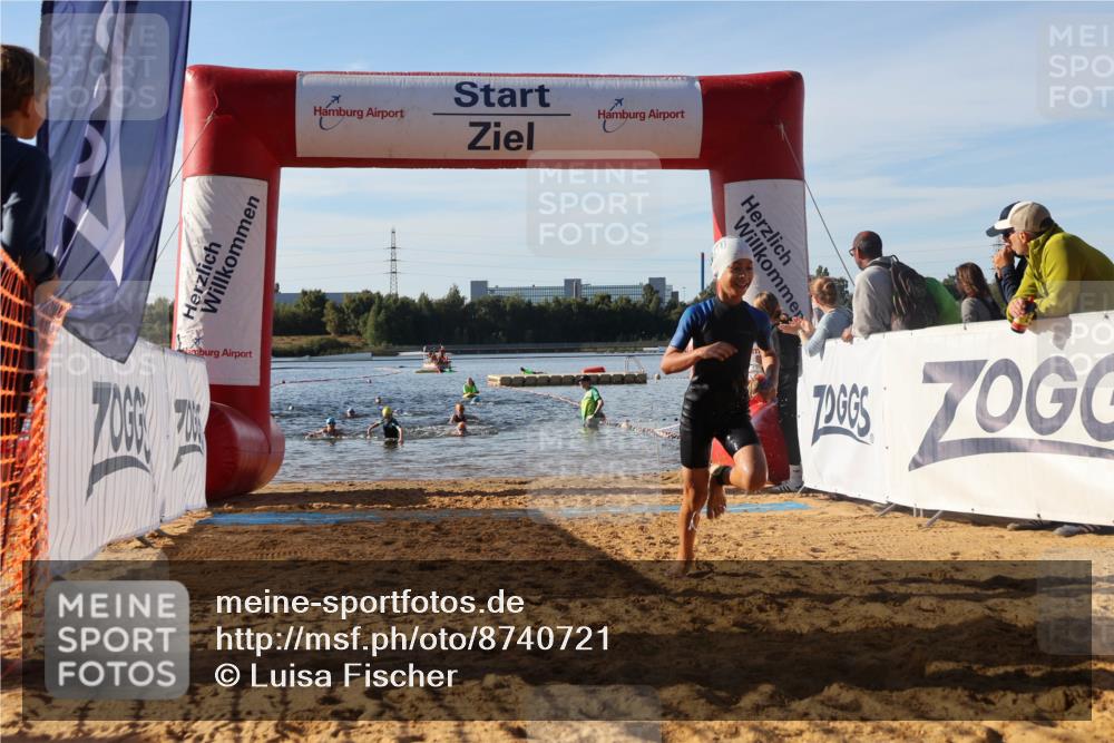 07.09.2025 - 19. Norderstedt Triathlon Luisa Fischer http://msf.ph/oto/8740721 07.09.2025 09:31:04 Schwimmen 564, 597, 602, 616 meine-sportfotos.de
