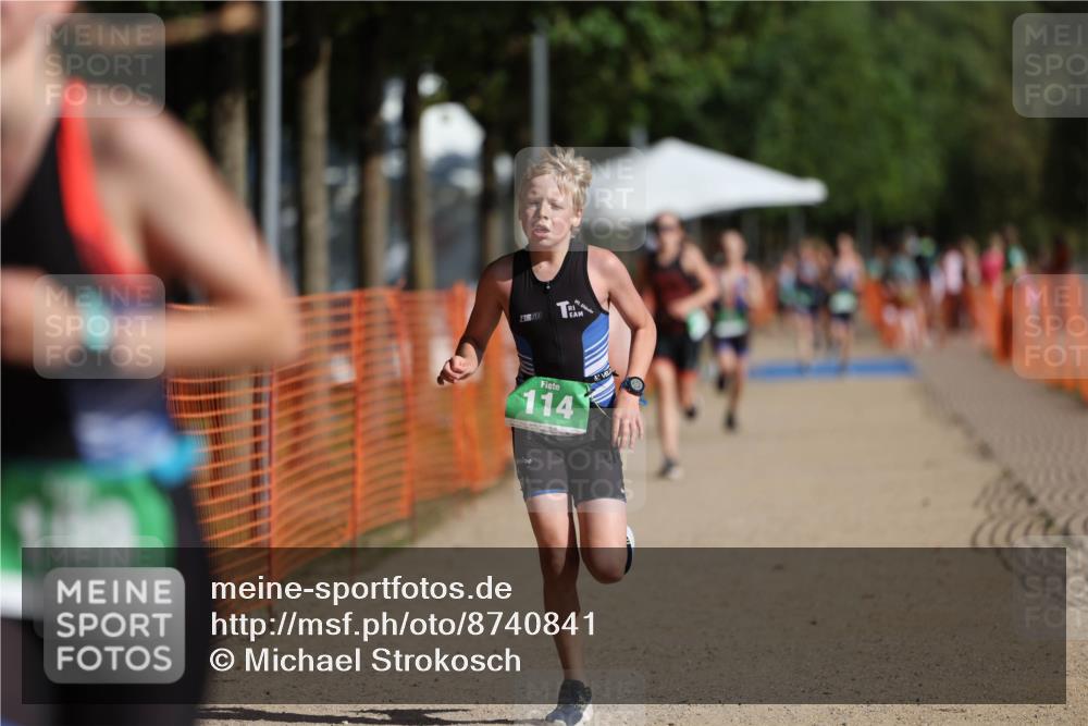 07.09.2025 - 19. Norderstedt Triathlon Michael Strokosch http://msf.ph/oto/8740841 07.09.2025 10:56:07 Laufen 109, 114, 682 meine-sportfotos.de